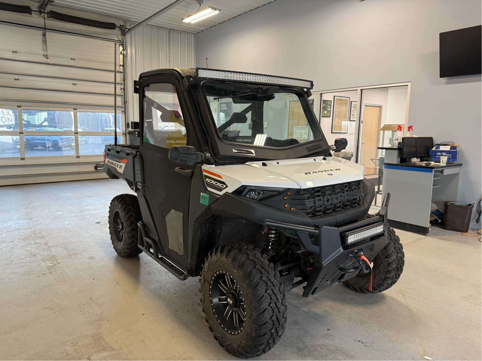 2023 Polaris Ranger 1000 Premium in Two Harbors, Minnesota - Photo 5