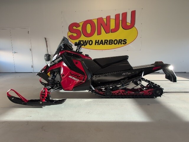 2026 Polaris 650 INDY VR1 137 SC ES in Two Harbors, Minnesota - Photo 2