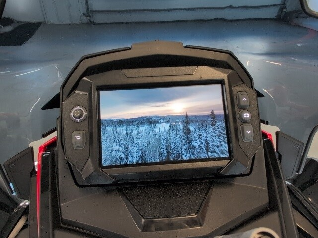 2026 Polaris 650 INDY VR1 137 SC ES in Two Harbors, Minnesota - Photo 15