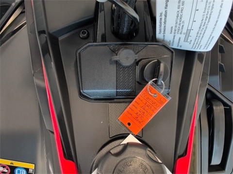 2026 Polaris 650 INDY VR1 137 SC ES in Two Harbors, Minnesota - Photo 16