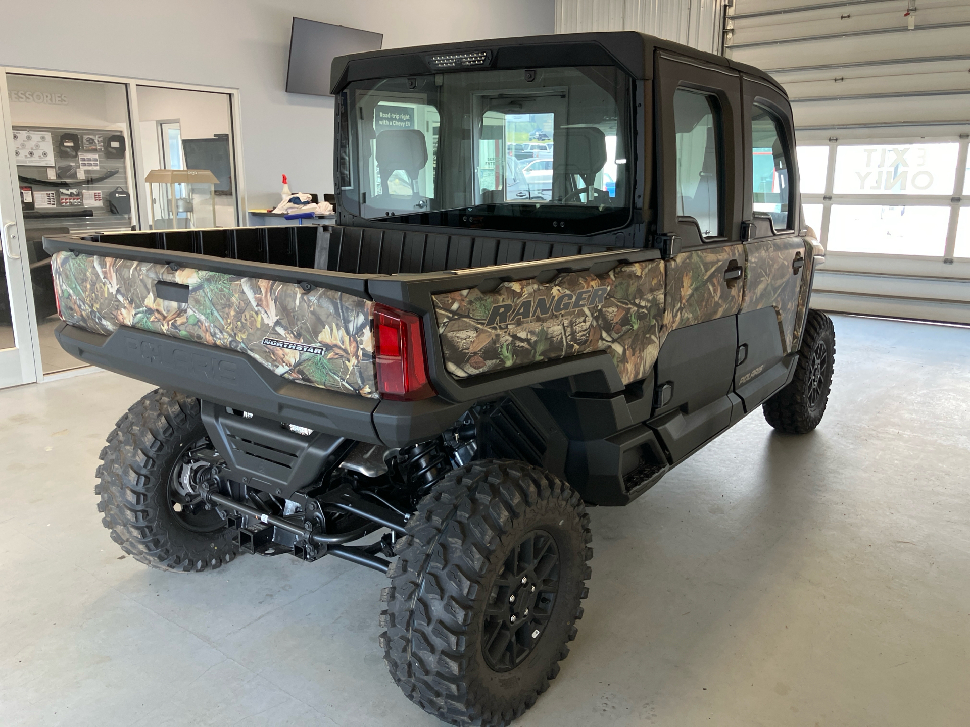 2025 Polaris Ranger Crew XD 1500 Northstar Edition Ultimate in Two Harbors, Minnesota - Photo 4