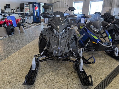 2025 Polaris 650 TITAN Adventure 155 1.8 ES in Two Harbors, Minnesota - Photo 2