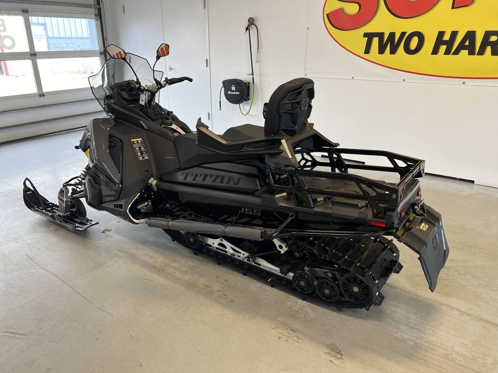 2025 Polaris 650 TITAN Adventure 155 1.8 ES in Two Harbors, Minnesota - Photo 3