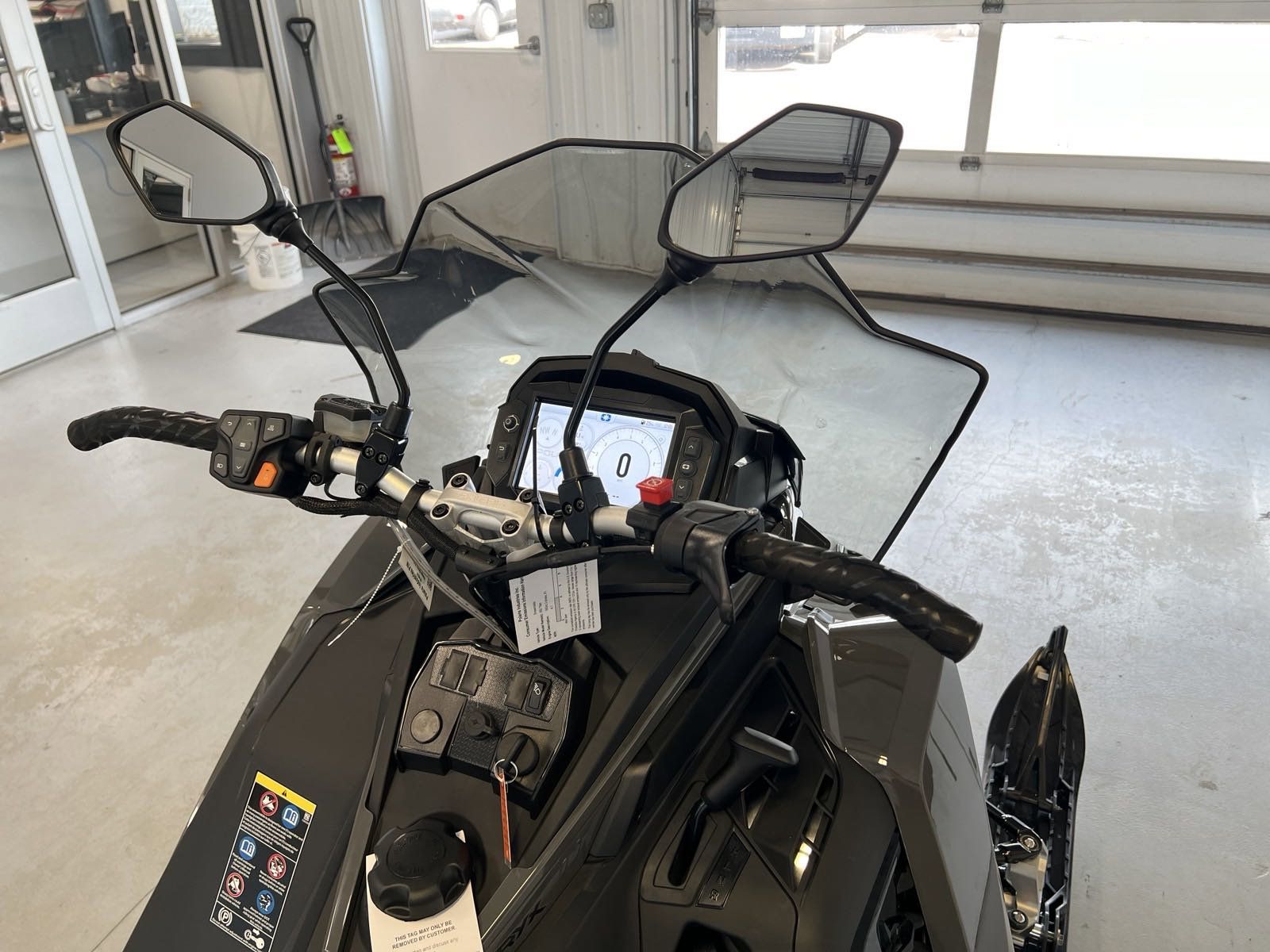 2025 Polaris 650 TITAN Adventure 155 1.8 ES in Two Harbors, Minnesota - Photo 18