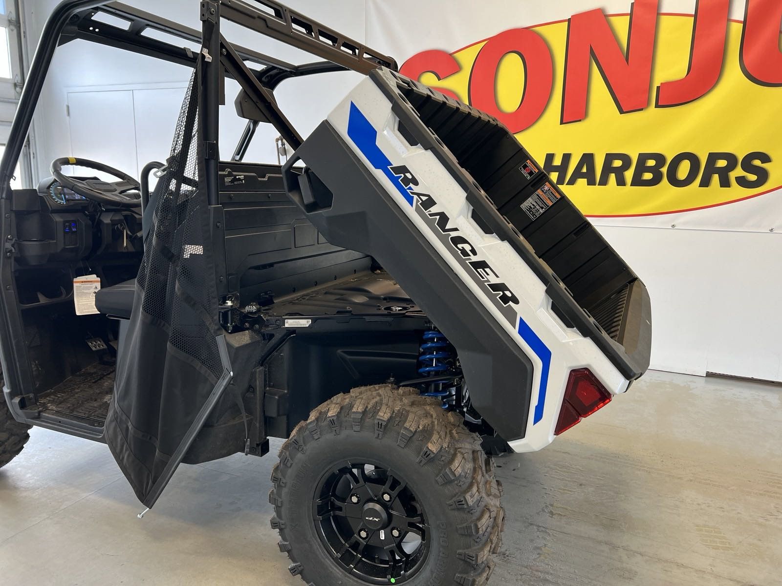 2024 Polaris Ranger XP Kinetic Premium in Two Harbors, Minnesota - Photo 17