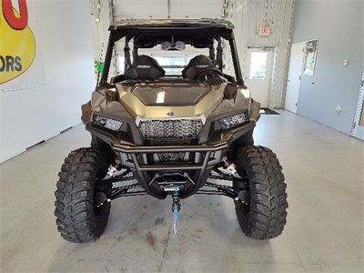 2025 Polaris General XP 4 1000 Ultimate in Two Harbors, Minnesota - Photo 2