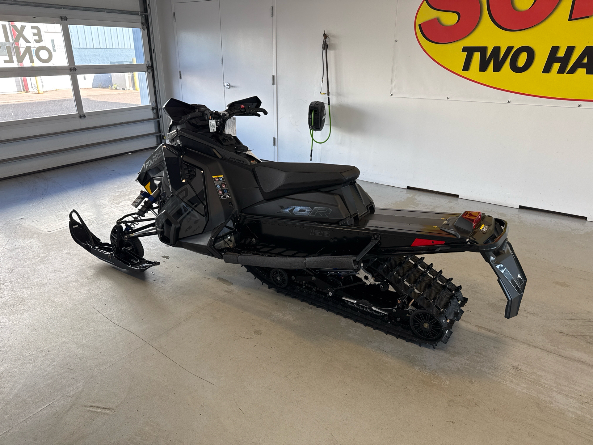 2025 Polaris 850 INDY XCR 136 SC ES in Two Harbors, Minnesota - Photo 3
