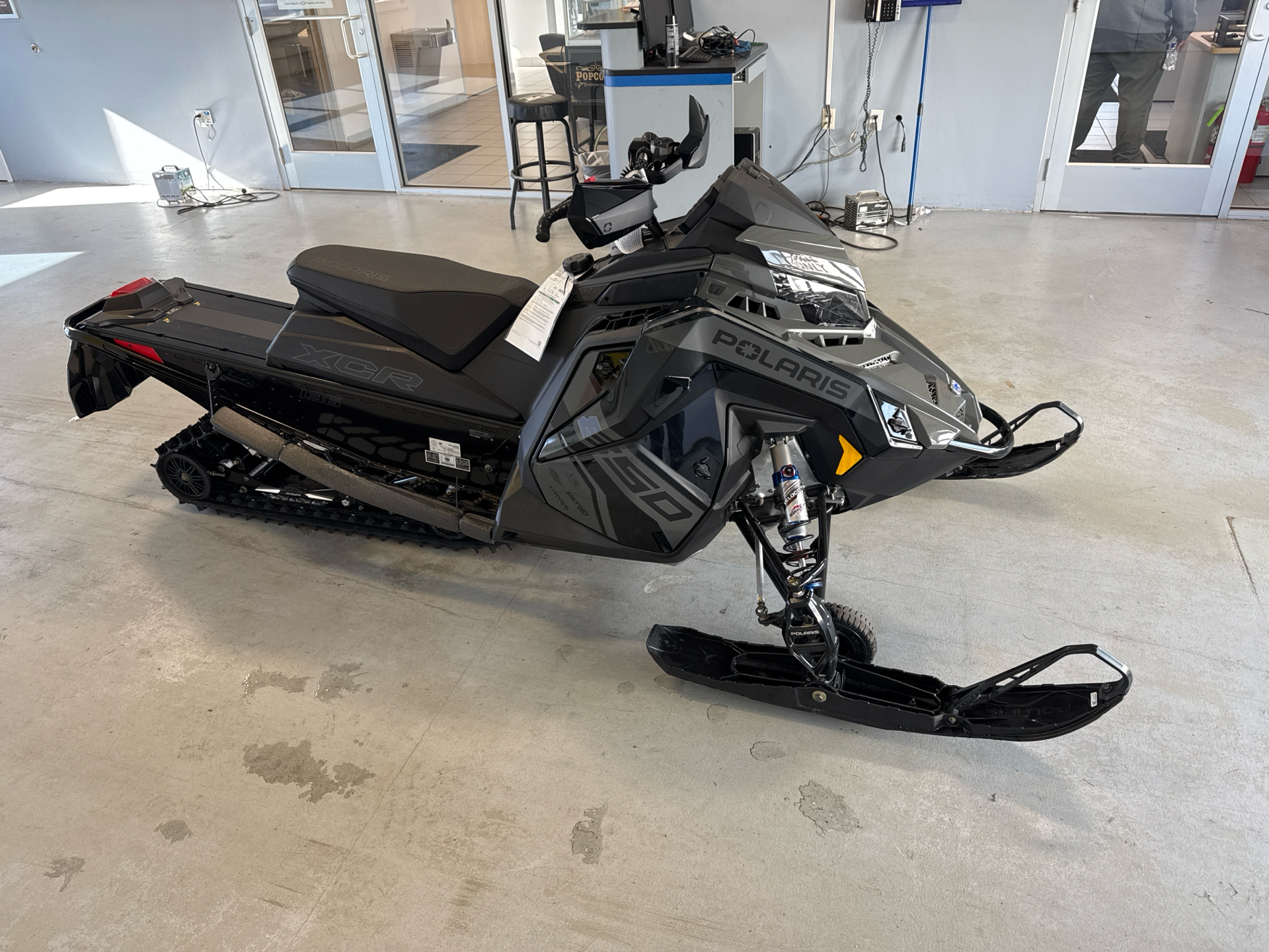 2025 Polaris 850 INDY XCR 136 SC ES in Two Harbors, Minnesota - Photo 7