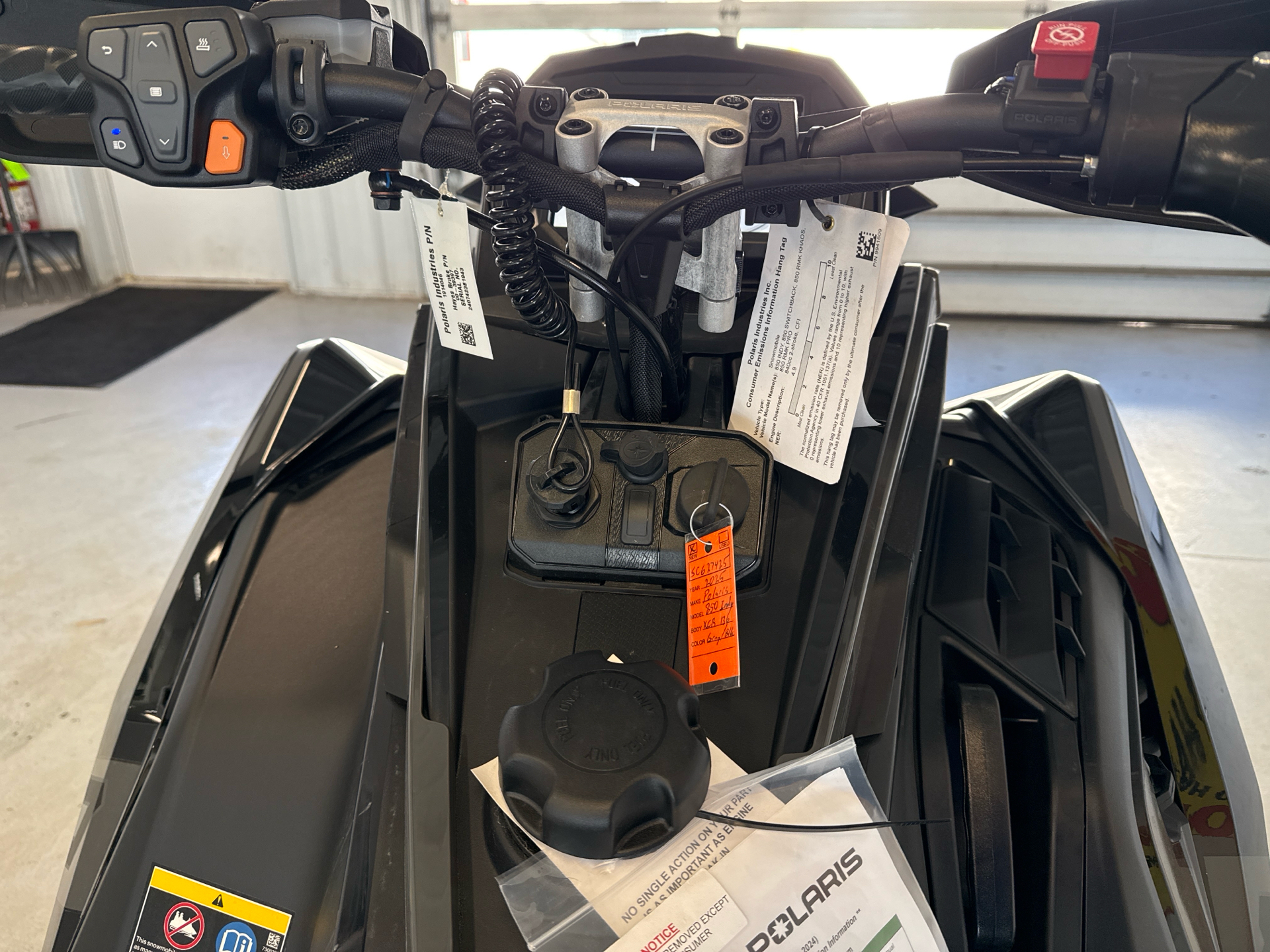 2025 Polaris 850 INDY XCR 136 SC ES in Two Harbors, Minnesota - Photo 13