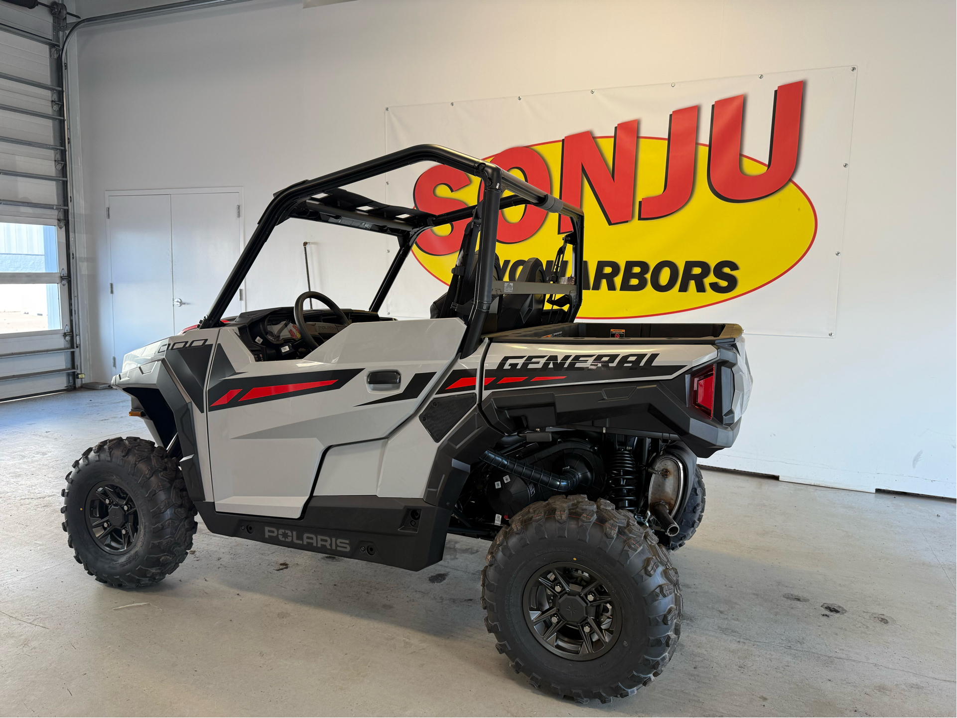 2025 Polaris General 1000 Sport in Two Harbors, Minnesota - Photo 2