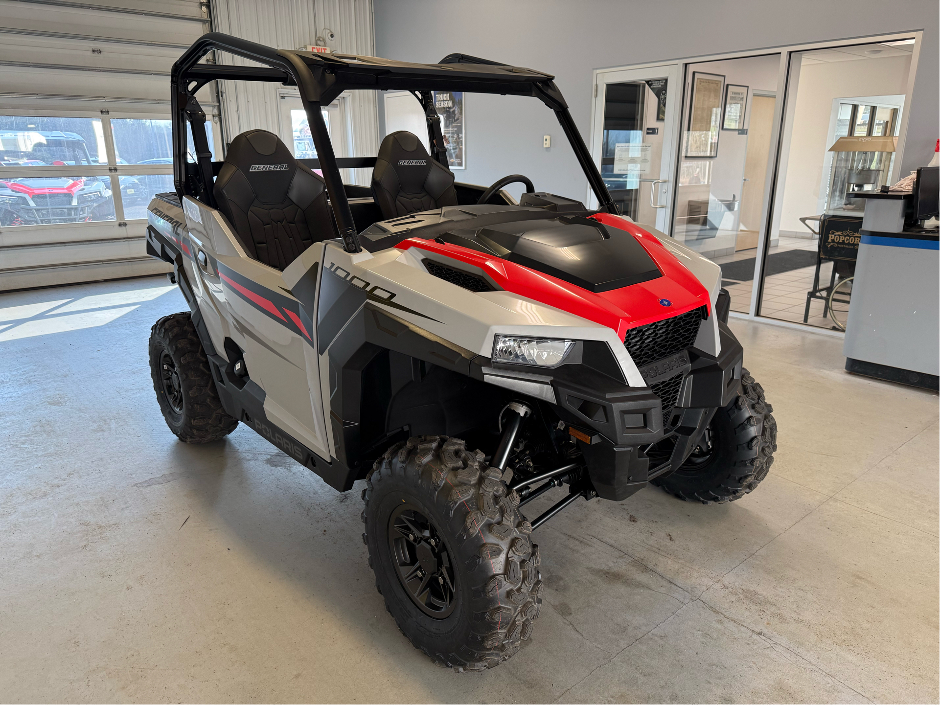2025 Polaris General 1000 Sport in Two Harbors, Minnesota - Photo 5