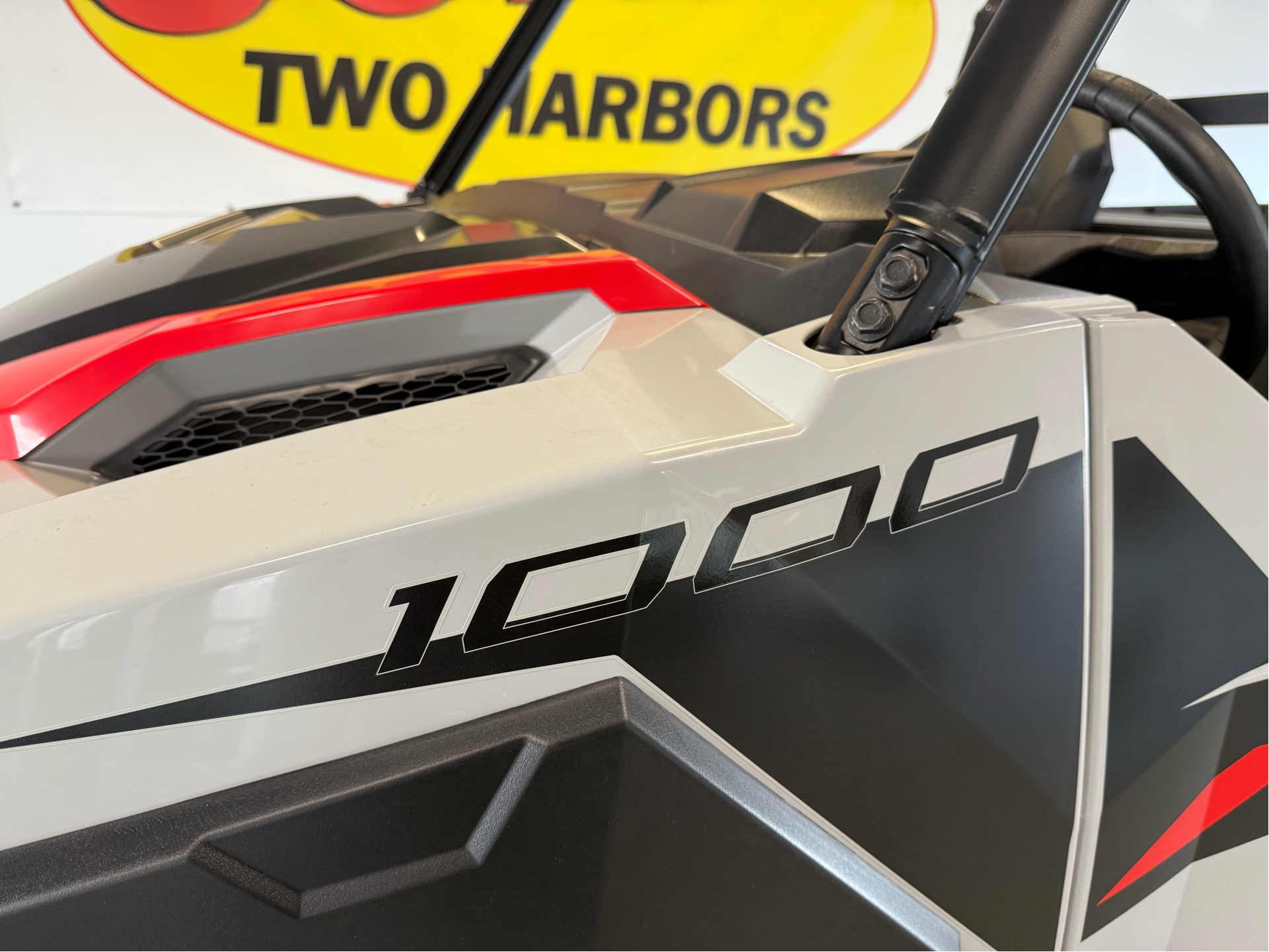 2025 Polaris General 1000 Sport in Two Harbors, Minnesota - Photo 8