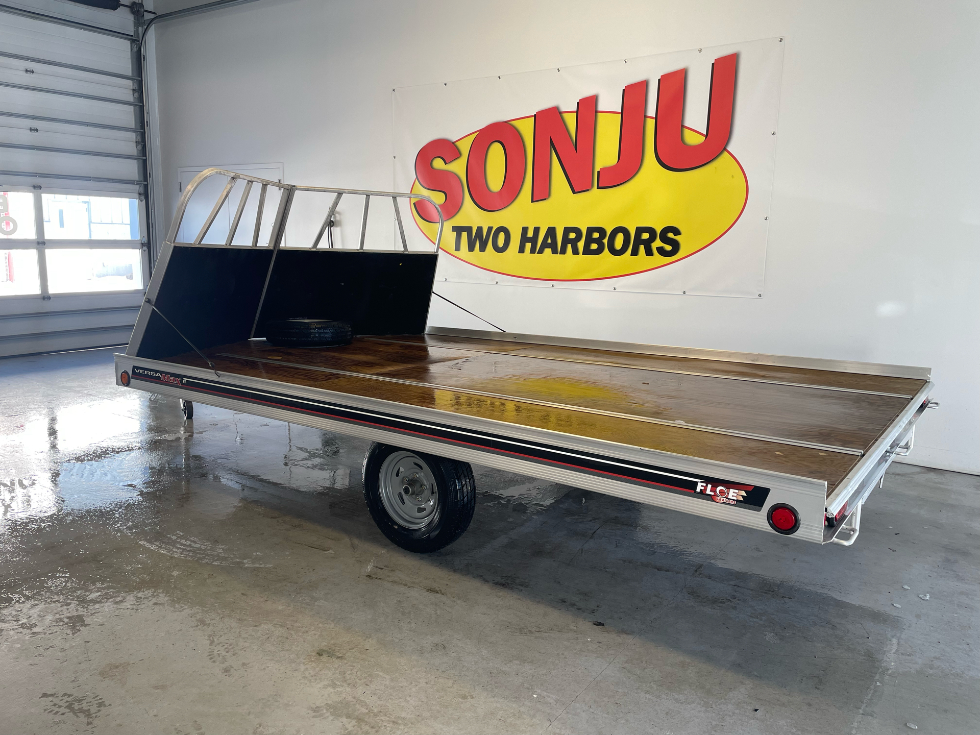 2023 Floe Versa Max 12' in Two Harbors, Minnesota - Photo 2