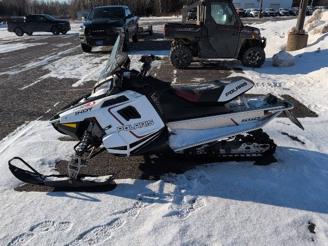 2022 Polaris 550 Indy 121 ES in Two Harbors, Minnesota - Photo 2