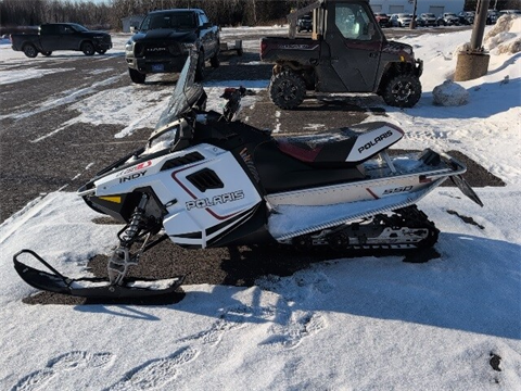 2022 Polaris 550 Indy 121 ES in Two Harbors, Minnesota - Photo 2