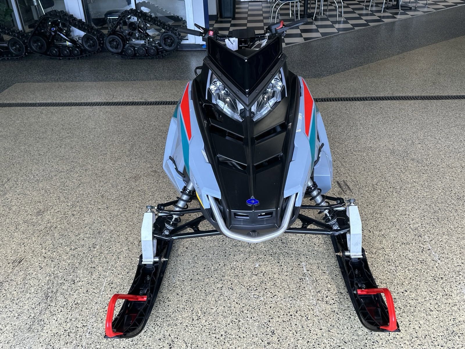 2024 Polaris 550 Indy EVO 121 ES in Two Harbors, Minnesota - Photo 2