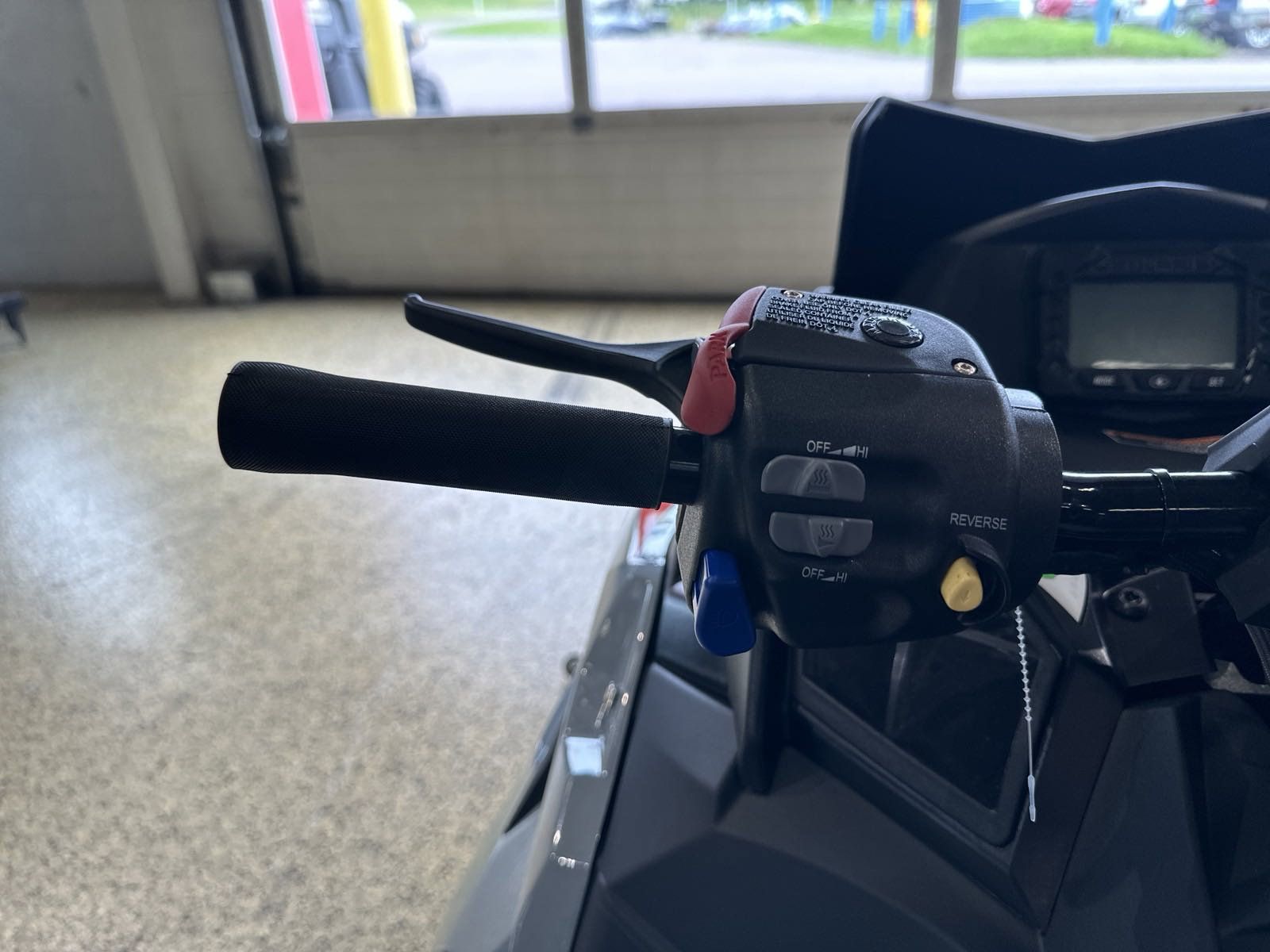 2024 Polaris 550 Indy EVO 121 ES in Two Harbors, Minnesota - Photo 6