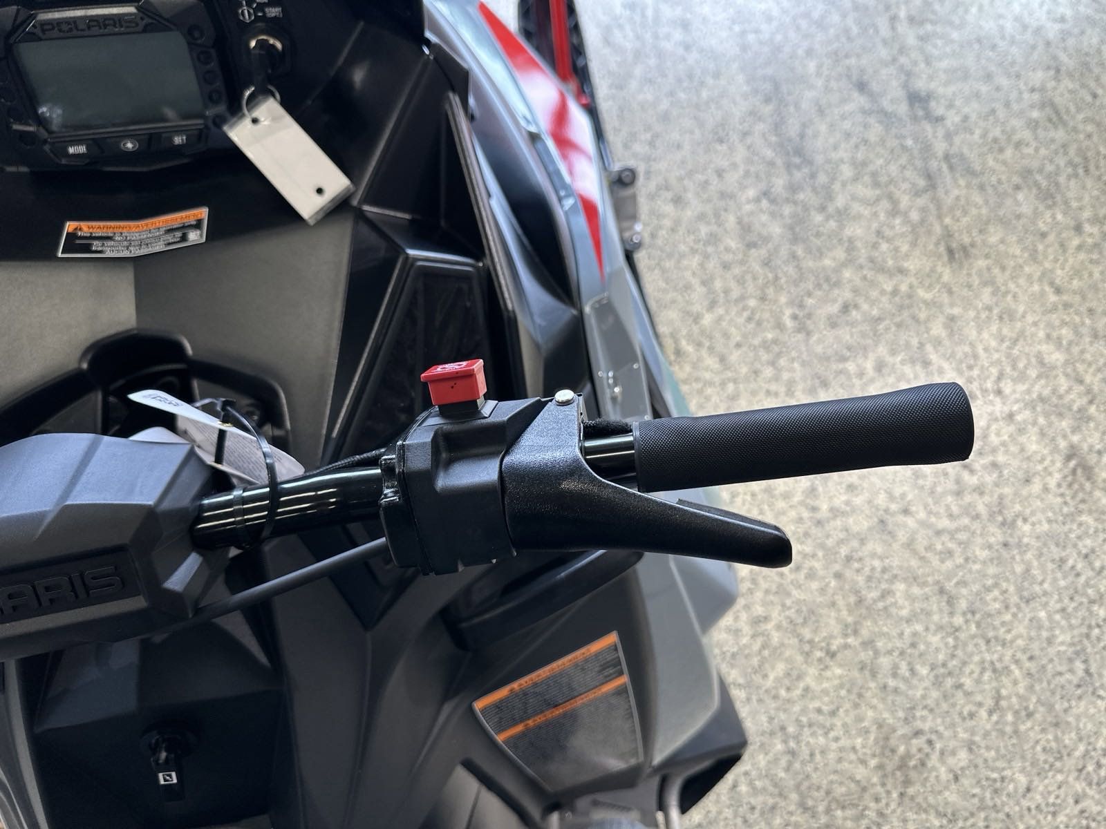 2024 Polaris 550 Indy EVO 121 ES in Two Harbors, Minnesota - Photo 9