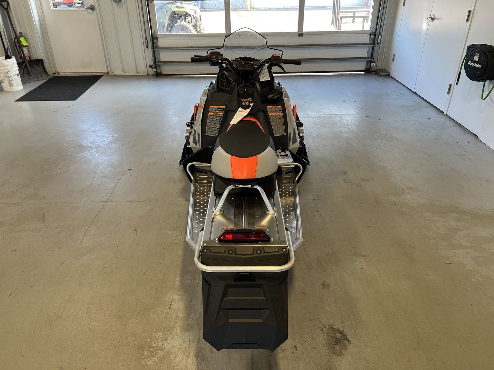 2024 Polaris 550 Indy Sport 121 ES in Two Harbors, Minnesota - Photo 5