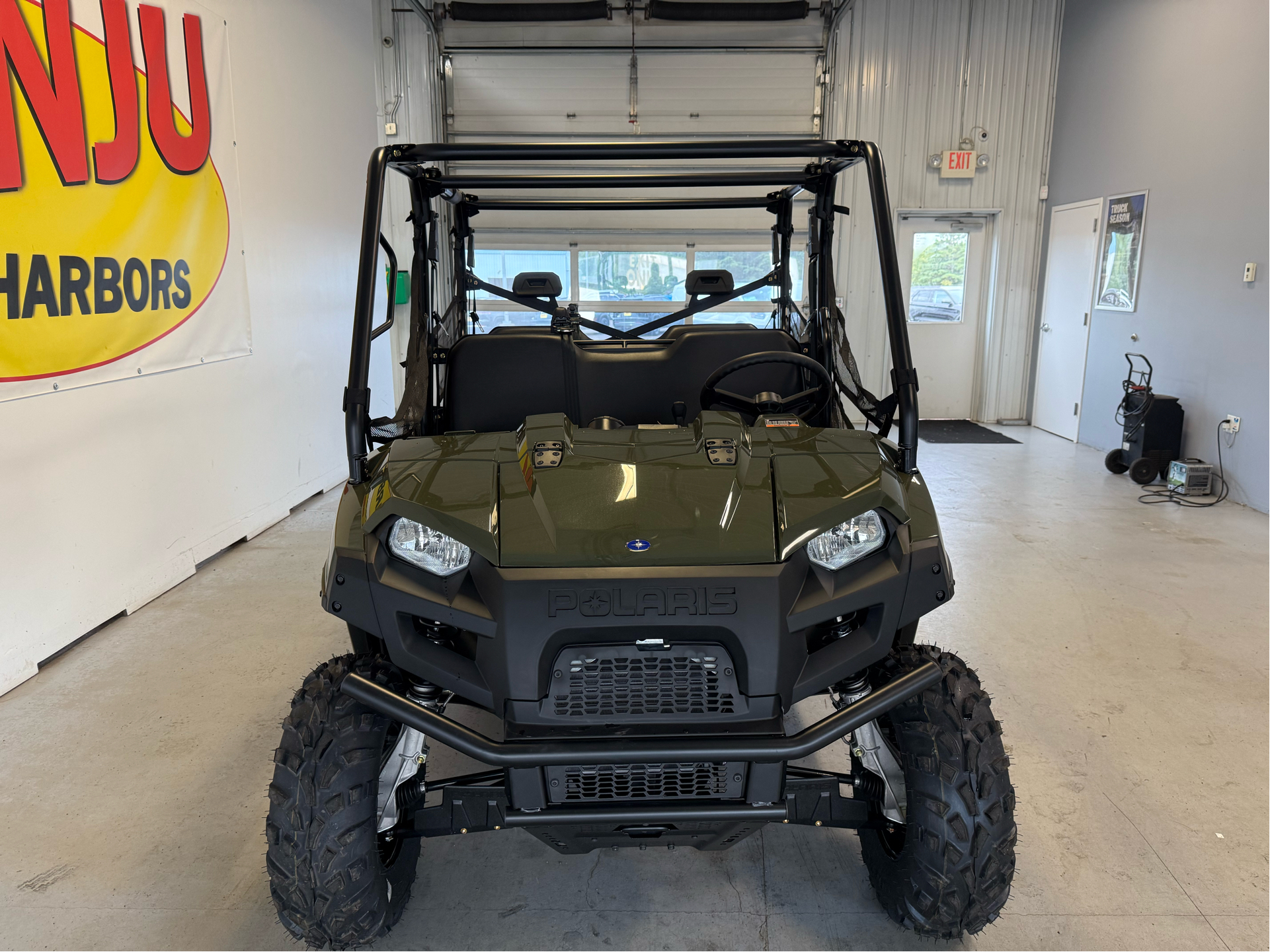 2025 Polaris Ranger Crew 570 Full-Size in Two Harbors, Minnesota - Photo 13