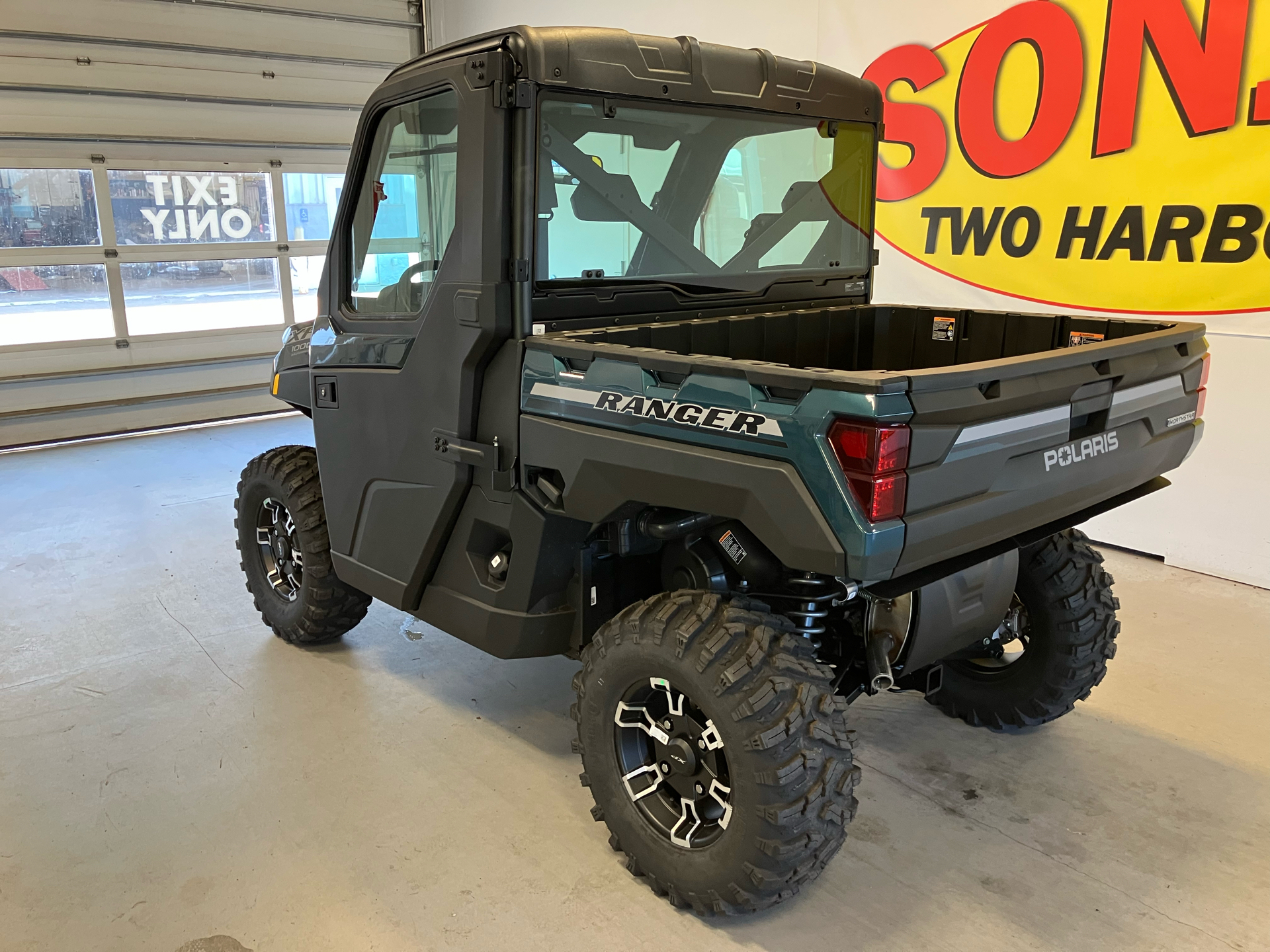 2026 Polaris Ranger XP 1000 NorthStar Edition Premium in Two Harbors, Minnesota - Photo 6