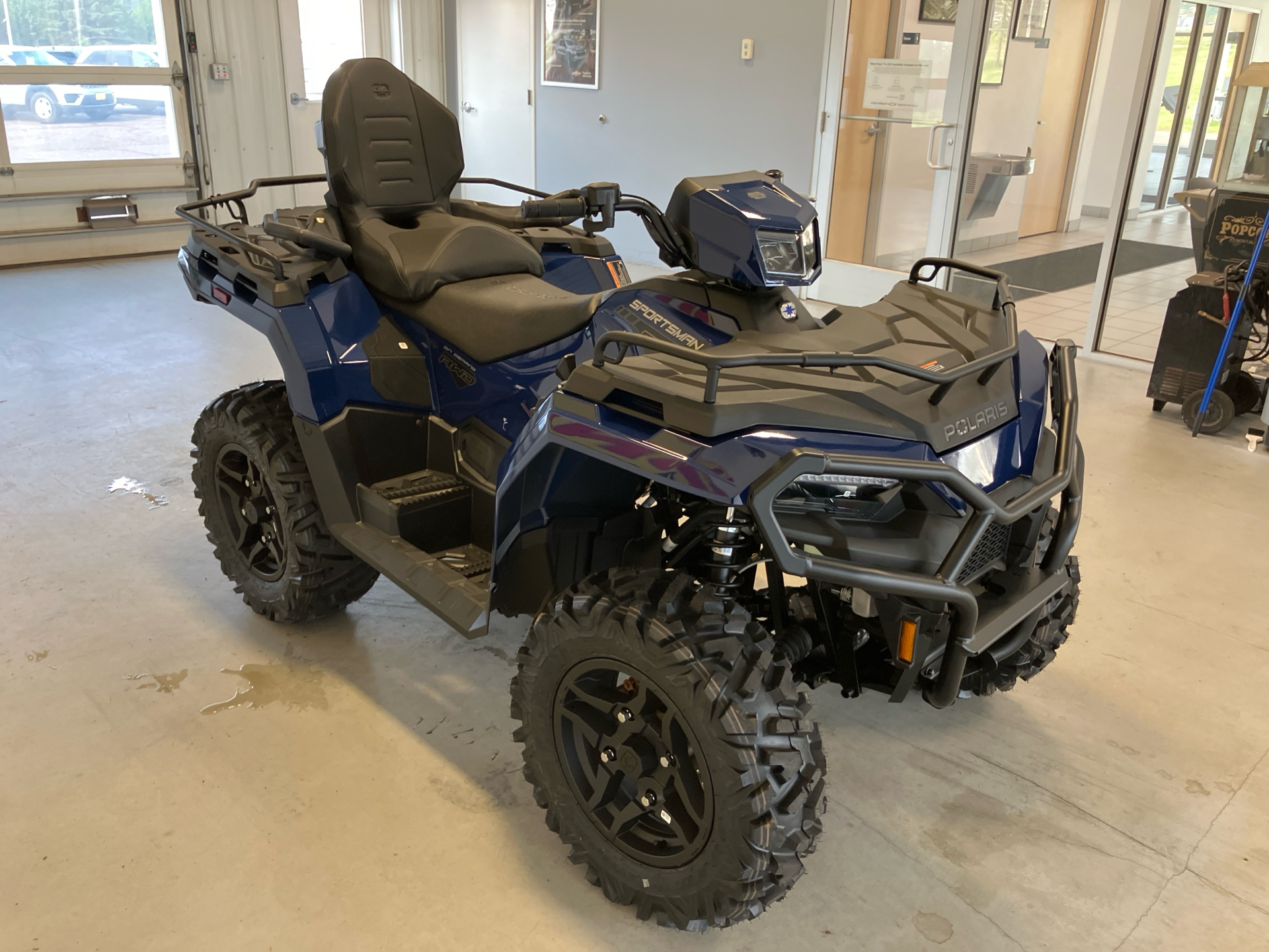 2025 Polaris Sportsman Touring 570 Premium in Two Harbors, Minnesota - Photo 3