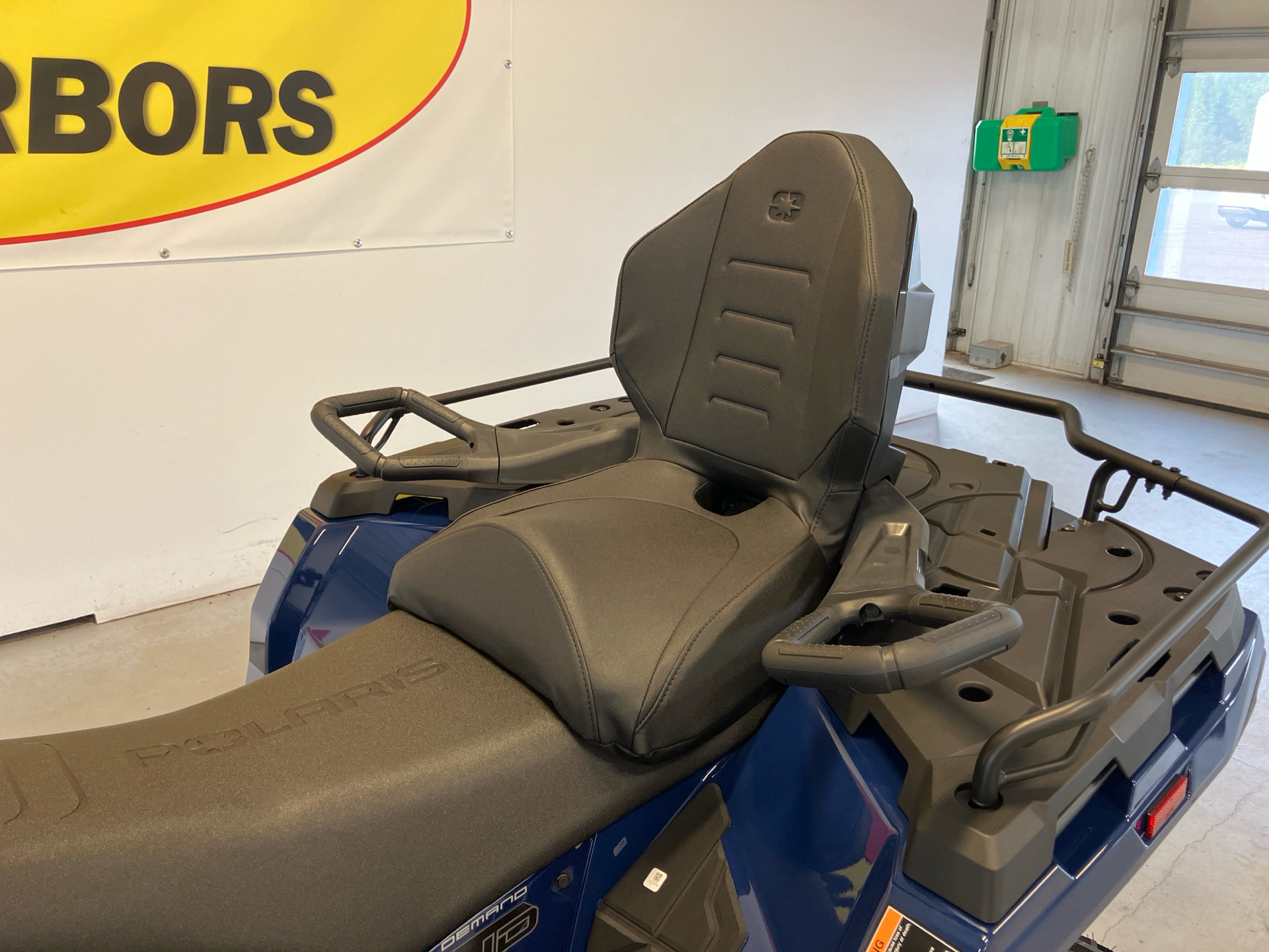 2025 Polaris Sportsman Touring 570 Premium in Two Harbors, Minnesota - Photo 7
