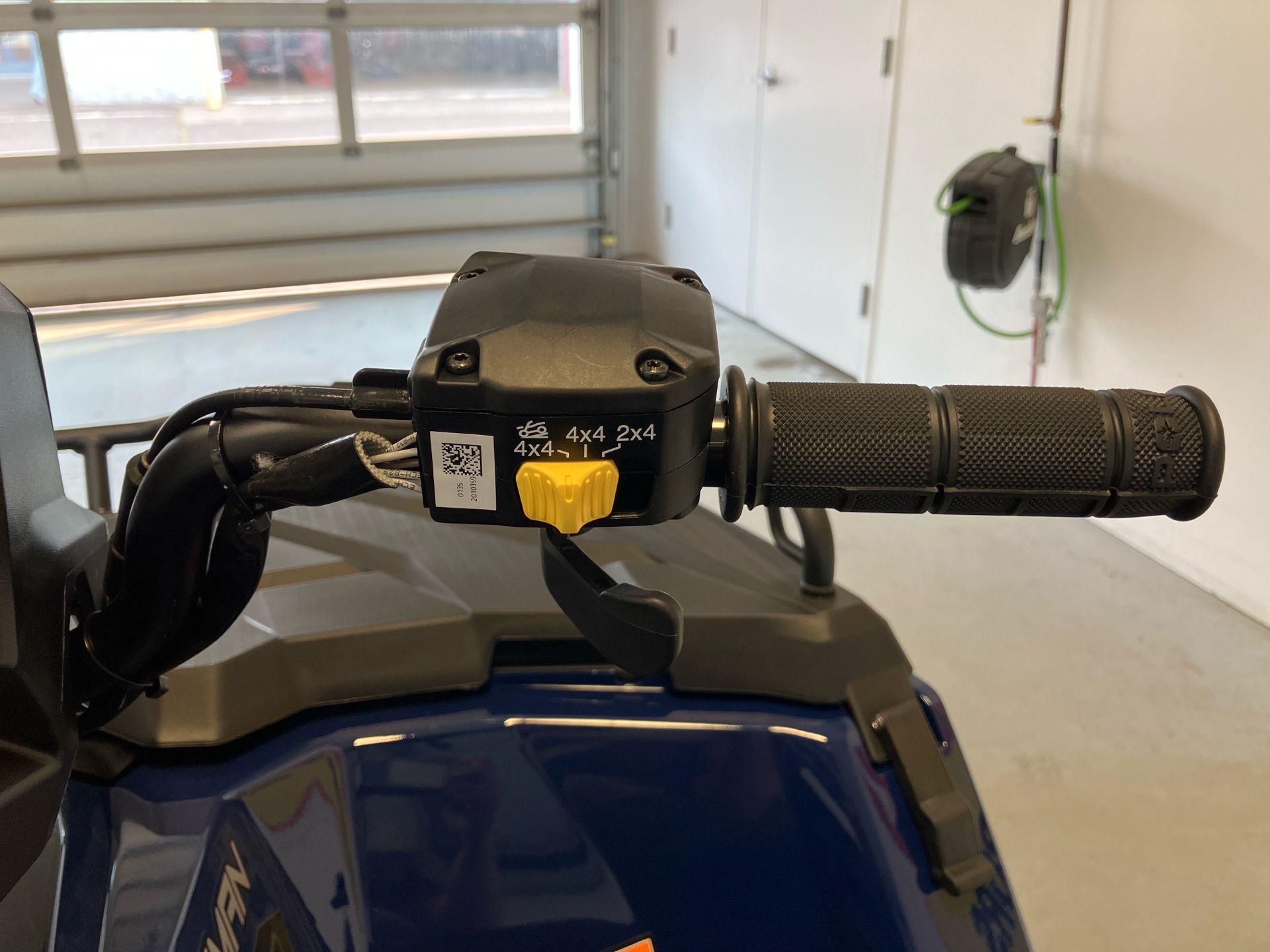 2025 Polaris Sportsman Touring 570 Premium in Two Harbors, Minnesota - Photo 9