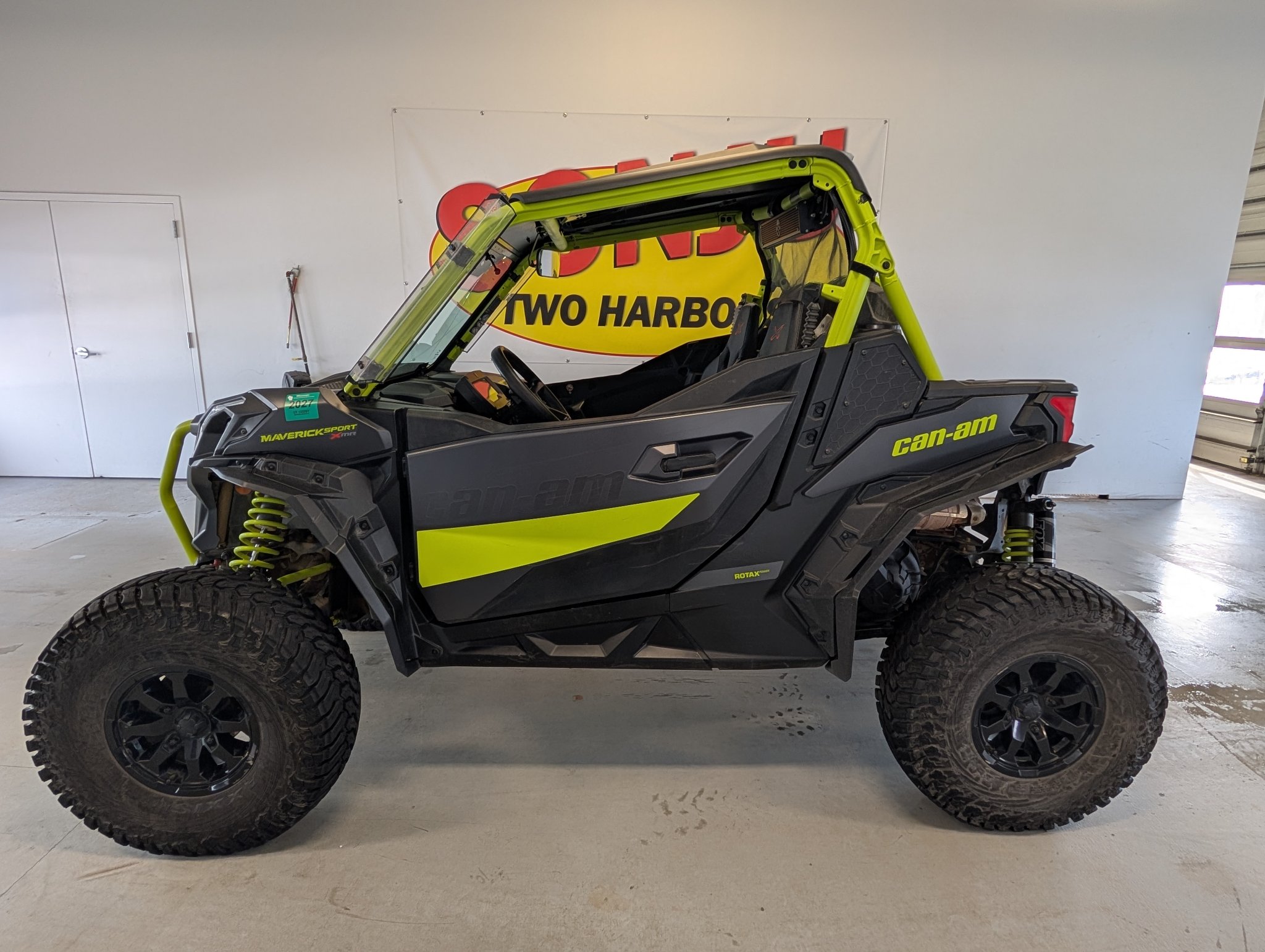 2021 Can-Am Maverick Sport X MR 1000R in Two Harbors, Minnesota - Photo 2