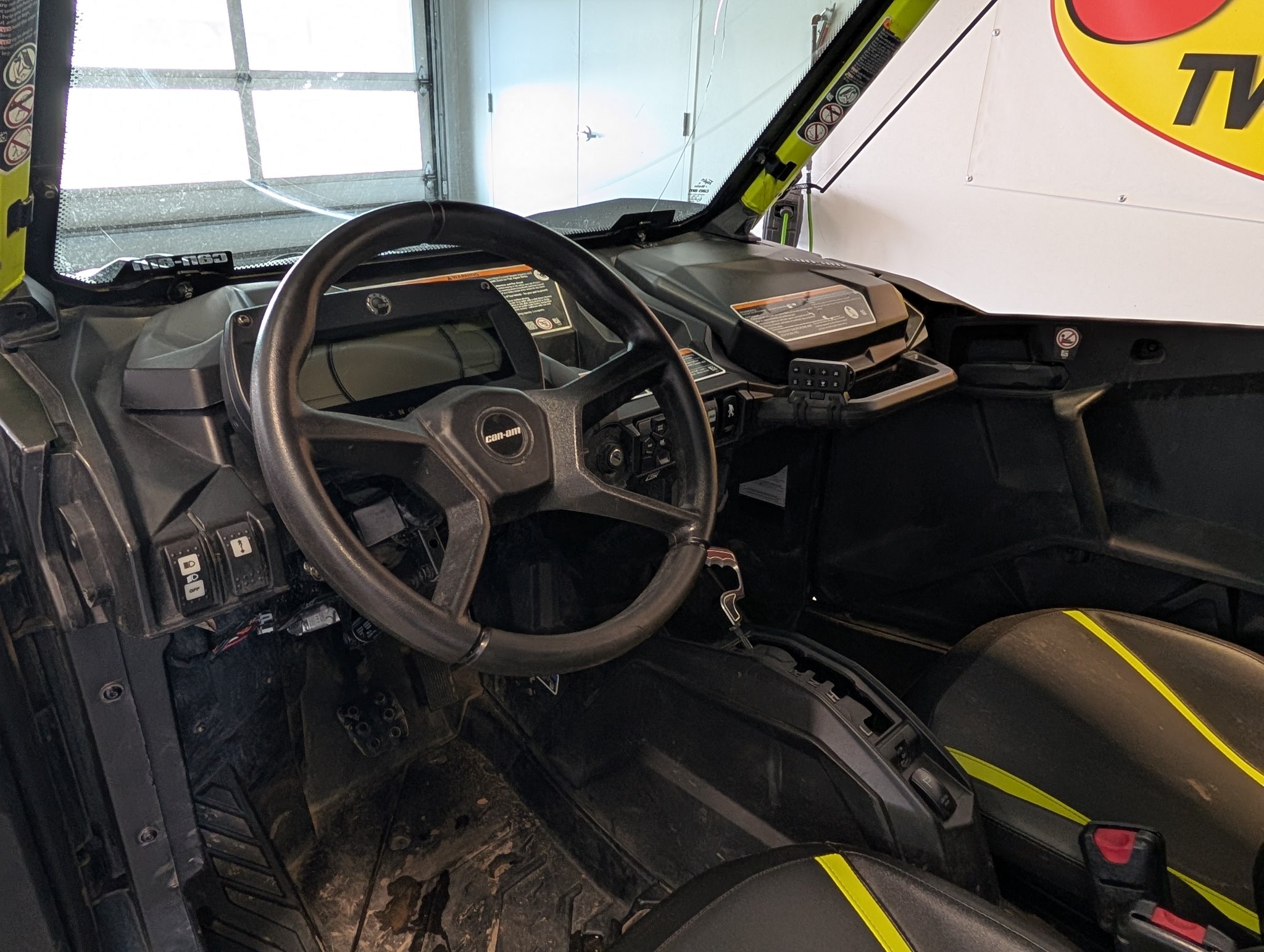 2021 Can-Am Maverick Sport X MR 1000R in Two Harbors, Minnesota - Photo 15