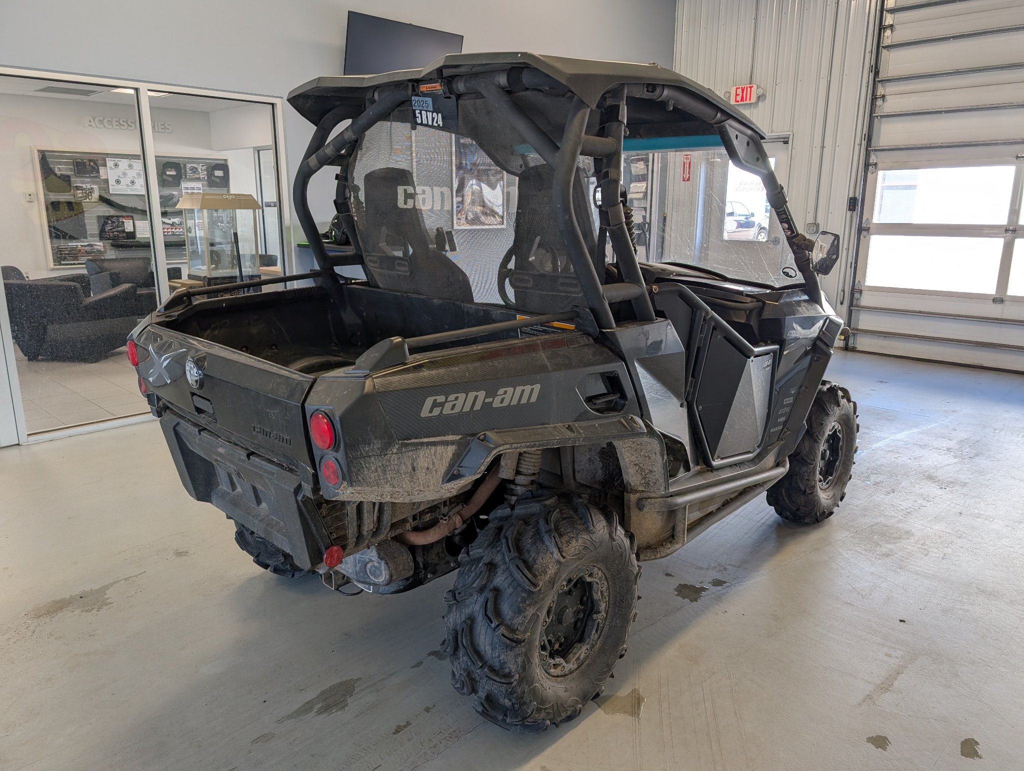 2013 Can-Am Commander™ X® 1000 in Two Harbors, Minnesota - Photo 5
