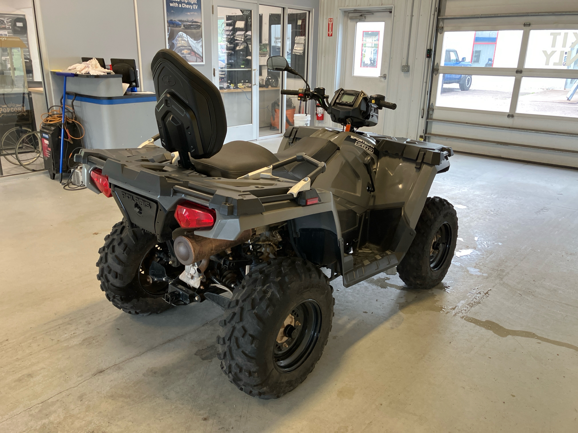 2021 Polaris Sportsman Touring 570 EPS in Two Harbors, Minnesota - Photo 3