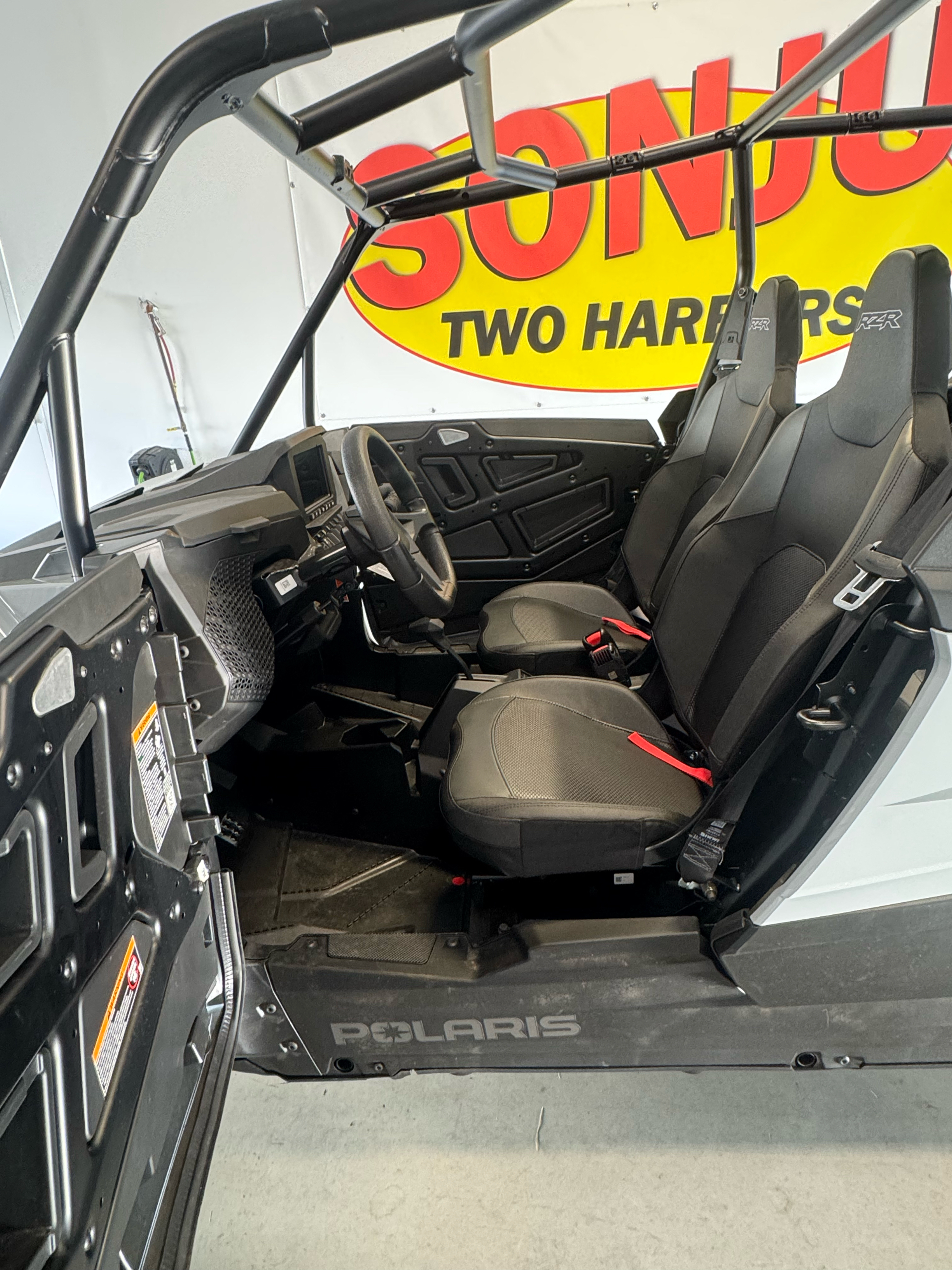 2025 Polaris RZR XP 4 1000 Premium in Two Harbors, Minnesota - Photo 10