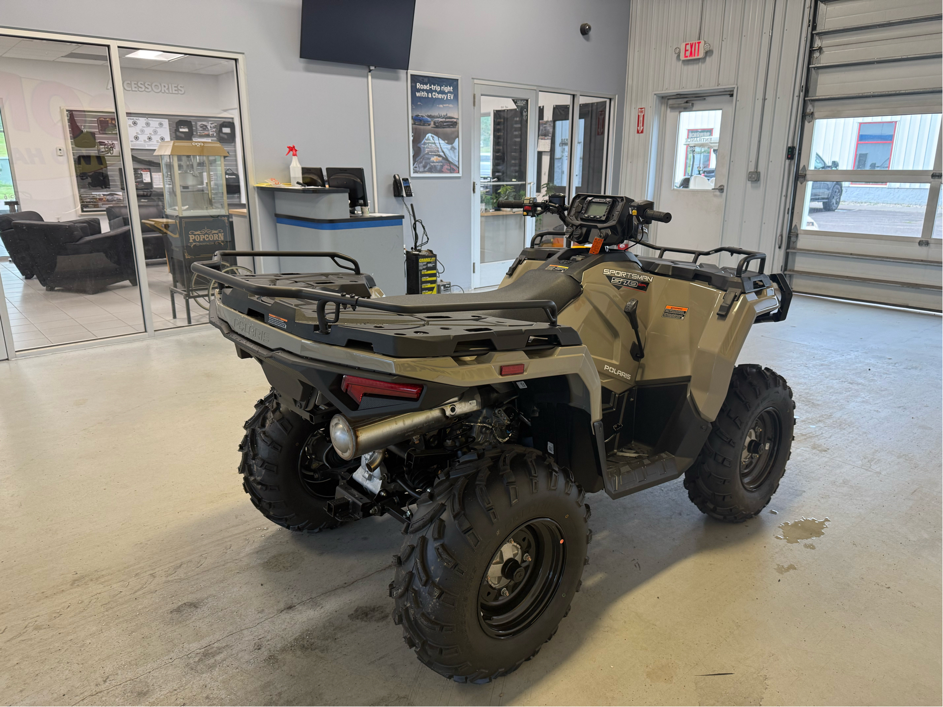 2025 Polaris Sportsman 570 EPS in Two Harbors, Minnesota - Photo 4