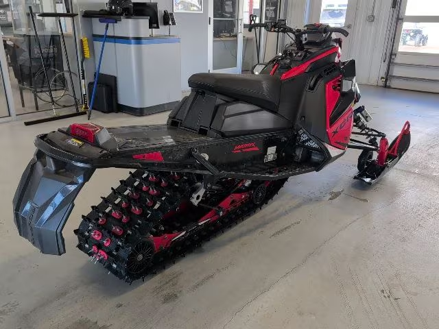 2022 Polaris 850 Indy XCR 136 SC in Two Harbors, Minnesota - Photo 5