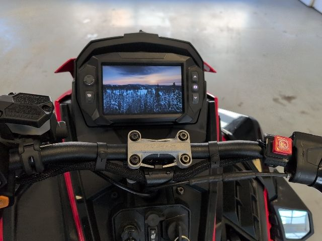 2022 Polaris 850 Indy XCR 136 SC in Two Harbors, Minnesota - Photo 19