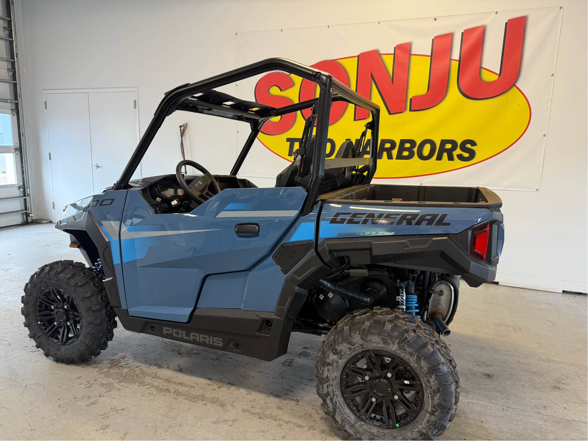 2025 Polaris General 1000 Premium in Two Harbors, Minnesota