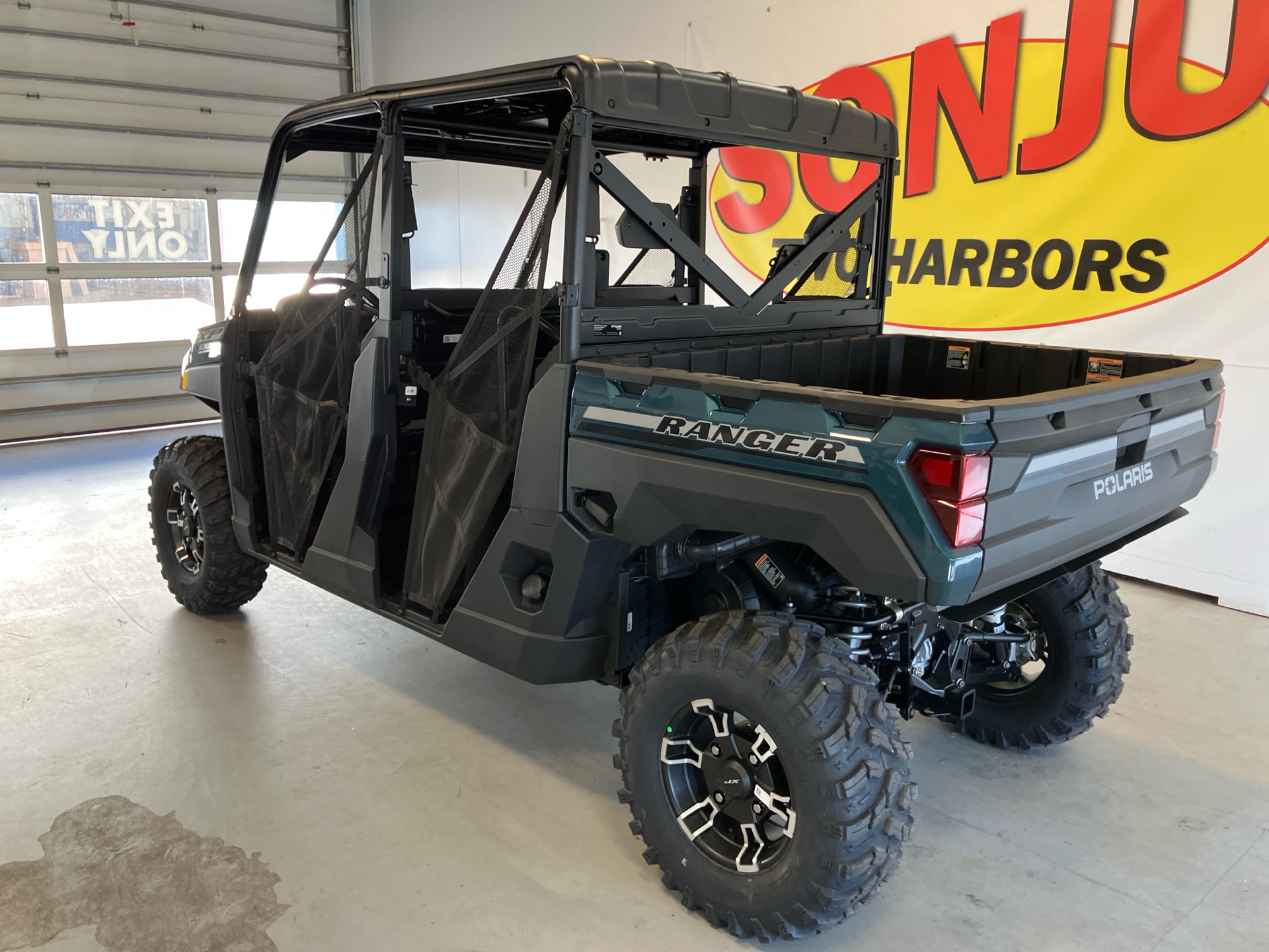 2026 Polaris Ranger Crew XP 1000 Premium in Two Harbors, Minnesota - Photo 9