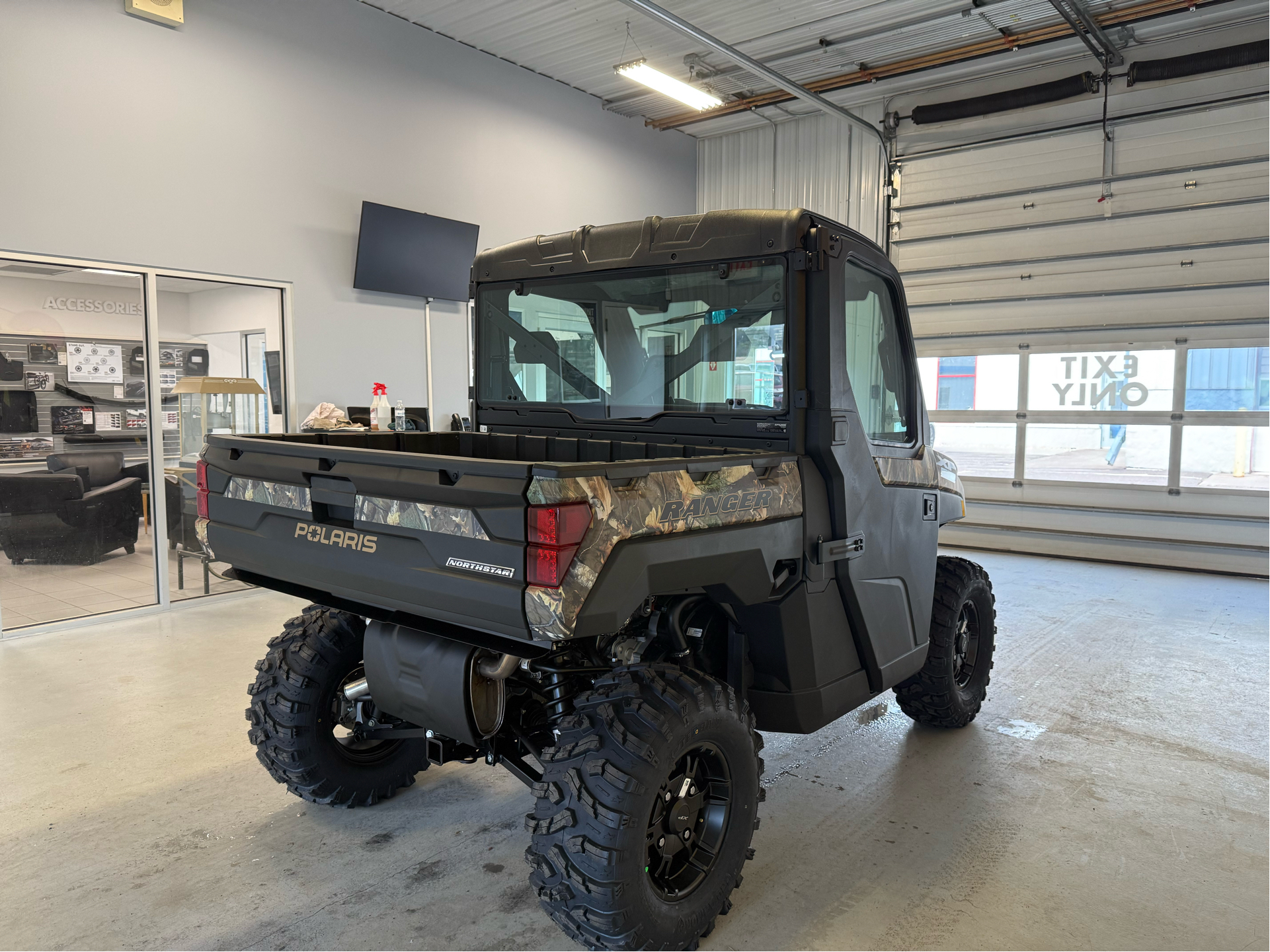2025 Polaris Ranger XP 1000 NorthStar Edition Premium in Two Harbors, Minnesota - Photo 4