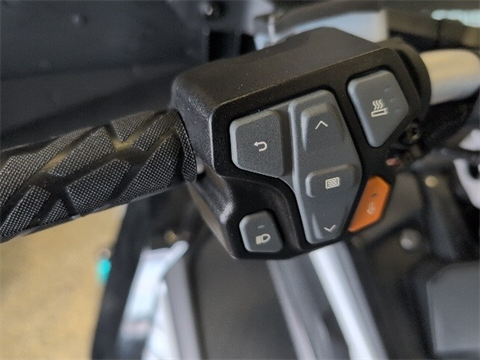 2025 Polaris Patriot Boost Switchback Assault 146 SC ES in Two Harbors, Minnesota - Photo 10