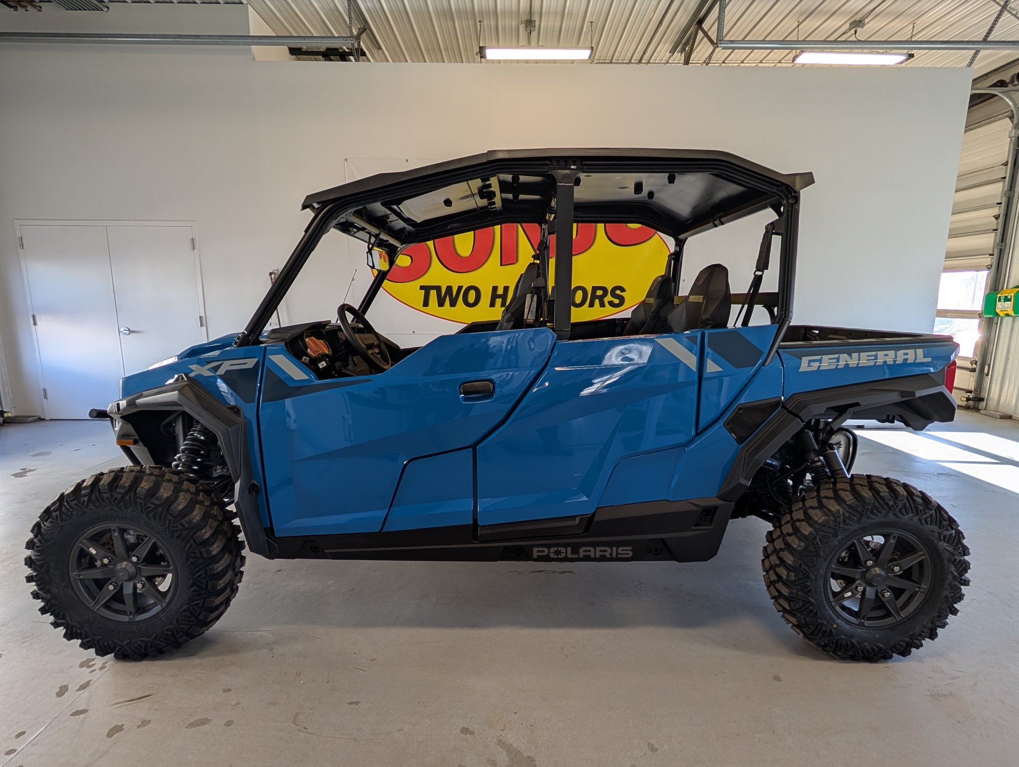 2026 Polaris General XP 4 1000 Premium in Two Harbors, Minnesota - Photo 2