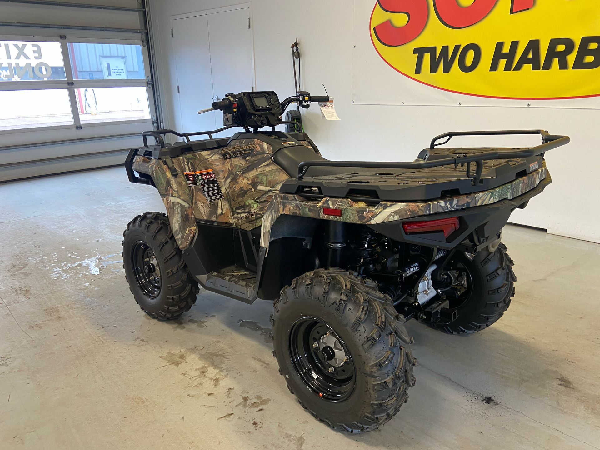 2025 Polaris Sportsman 570 EPS in Two Harbors, Minnesota - Photo 3
