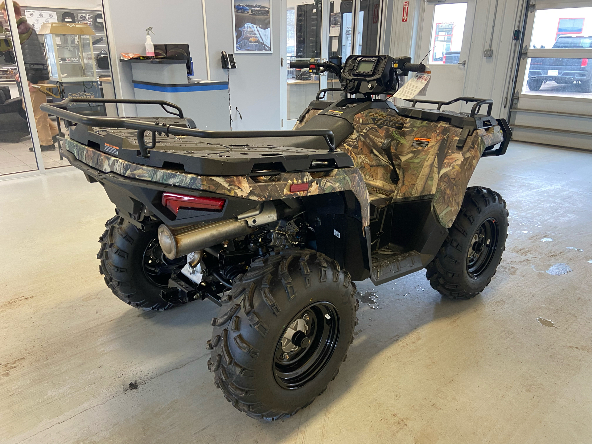 2025 Polaris Sportsman 570 EPS in Two Harbors, Minnesota - Photo 6