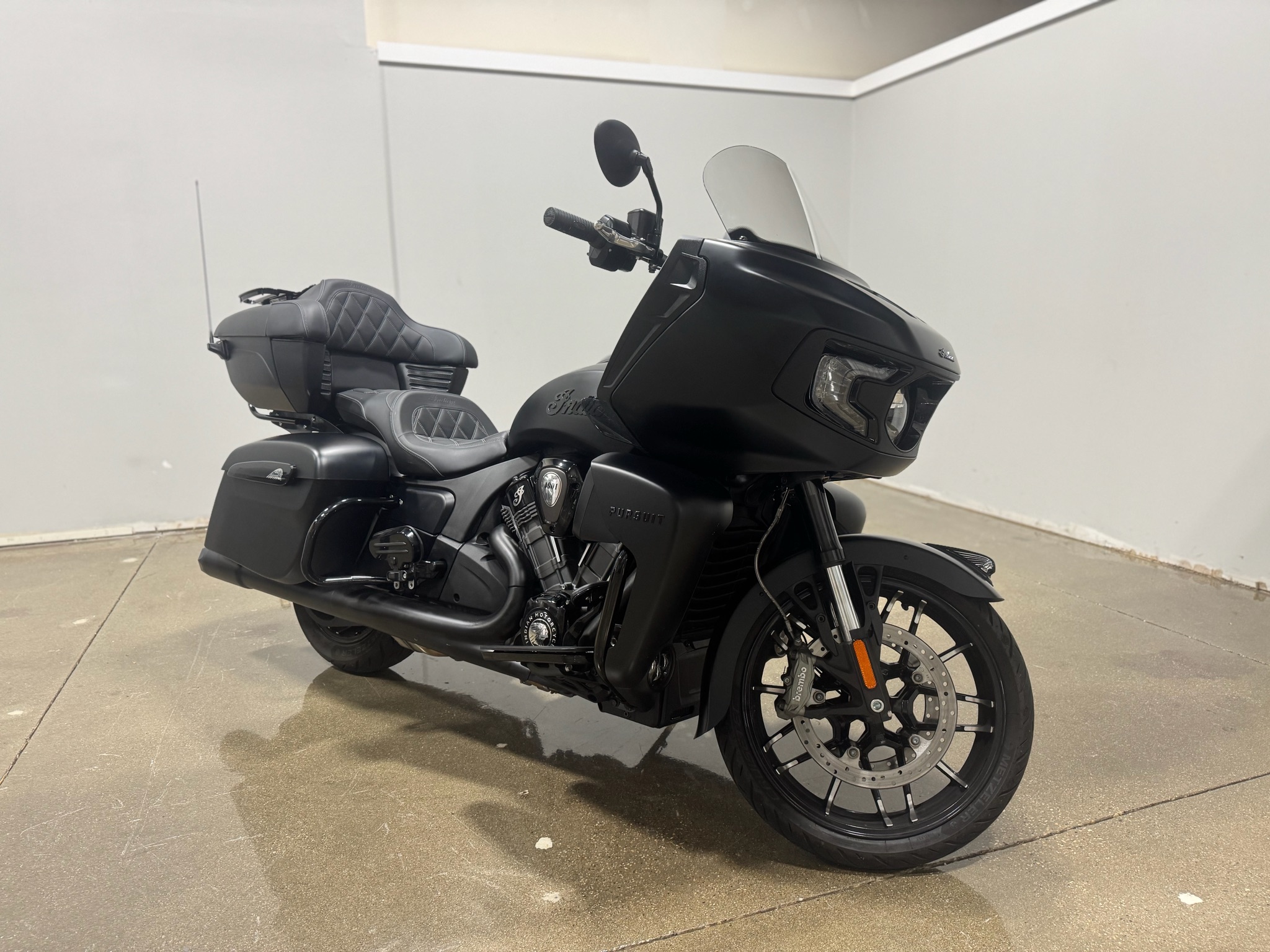 2023 Indian Motorcycle Pursuit® Dark Horse® with Premium Package