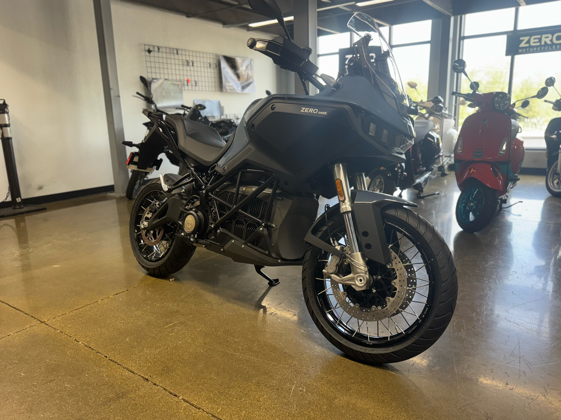 2025 Zero Motorcycles DSR/X