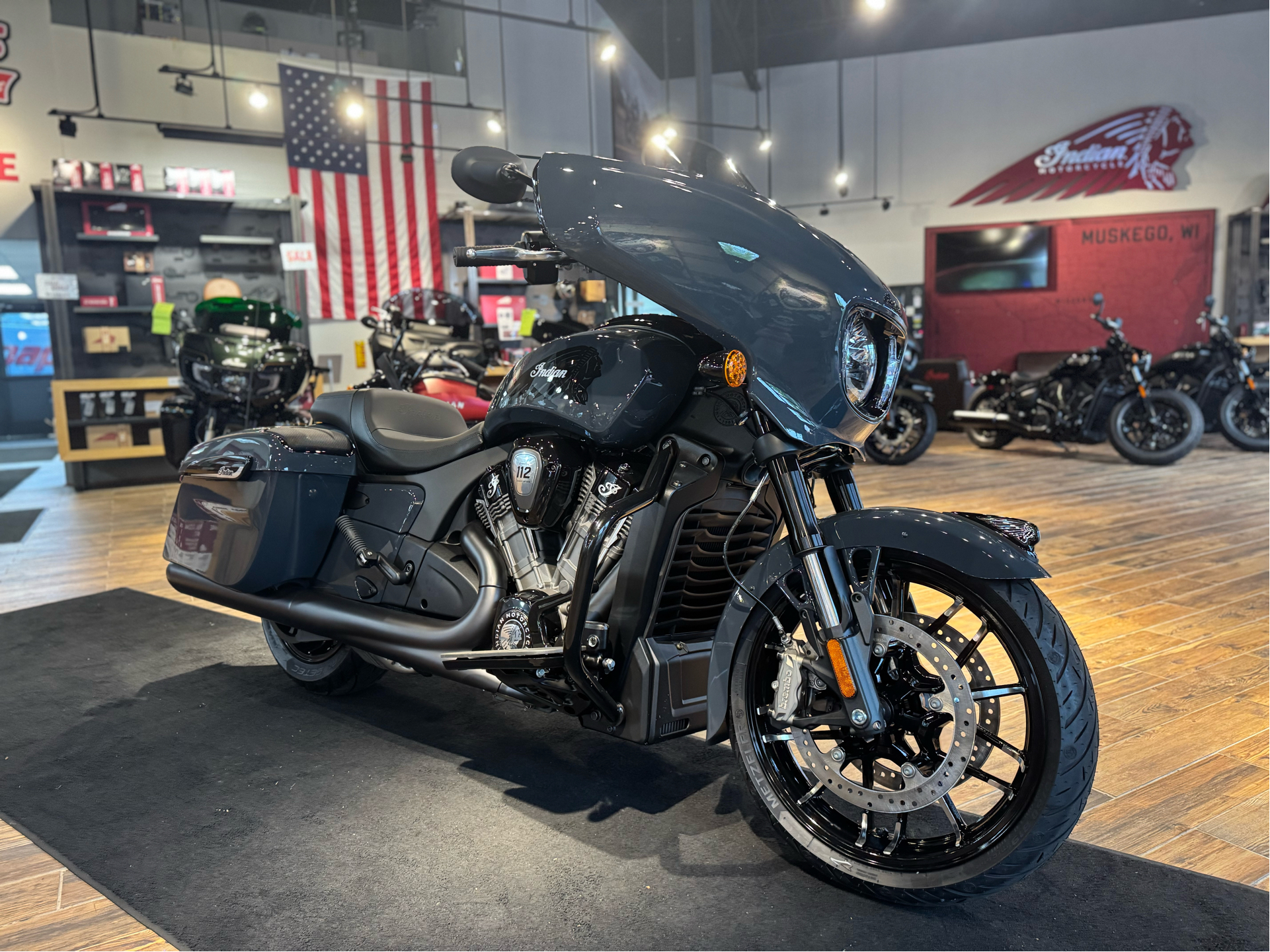 人文 100horse New 2025 Indian Motorcycle Chieftain® PowerPlus Dark Horse with