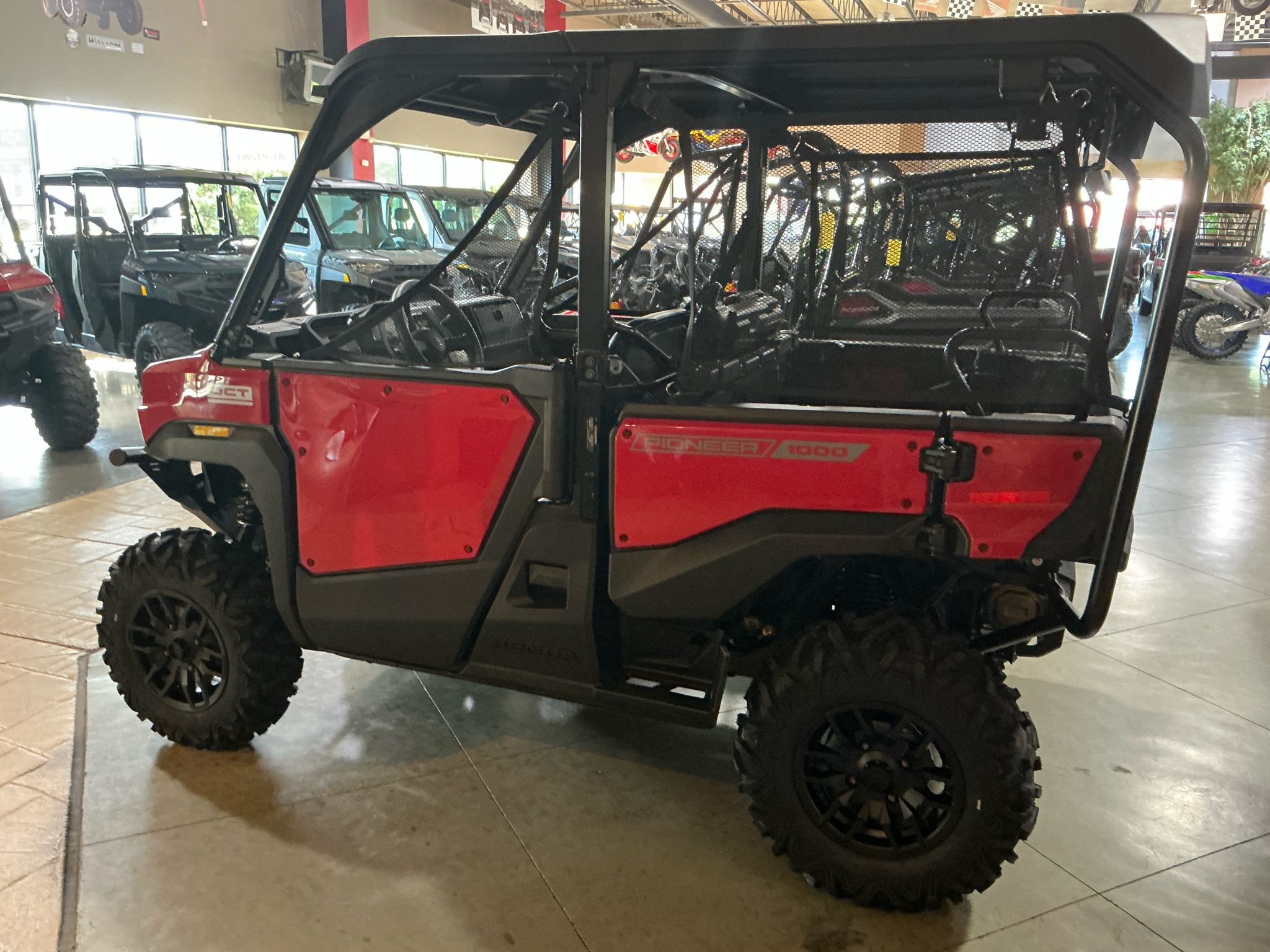 2026 Honda Pioneer 1000-5 Deluxe 2