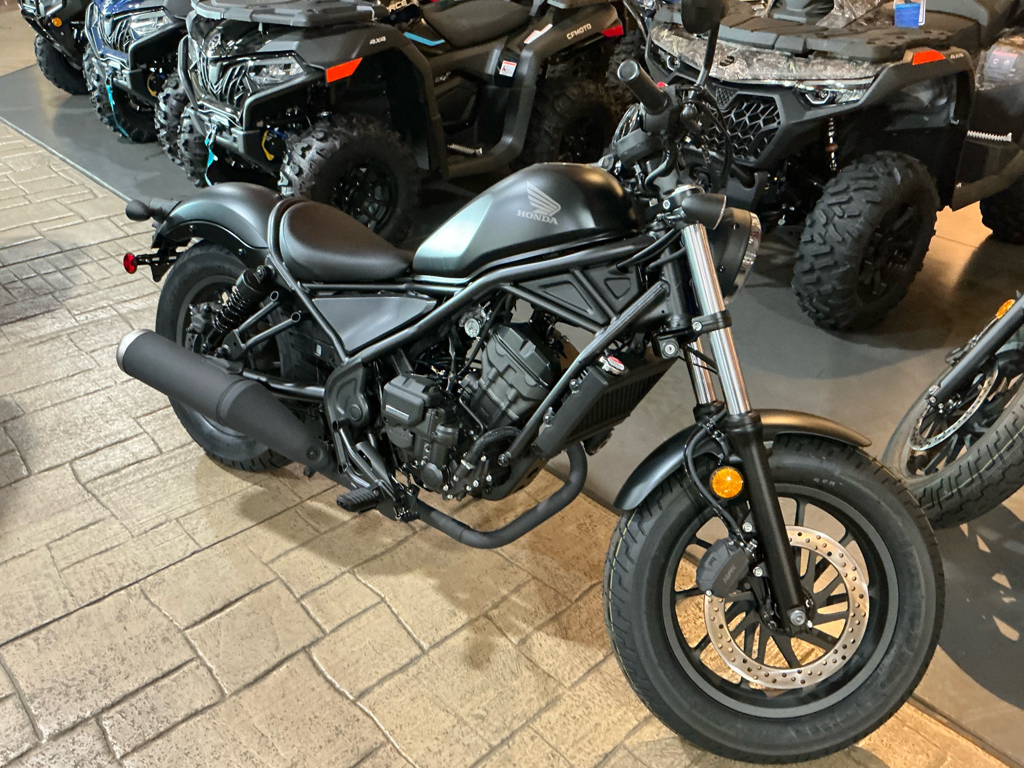 2026 Rebel 300 E-Clutch