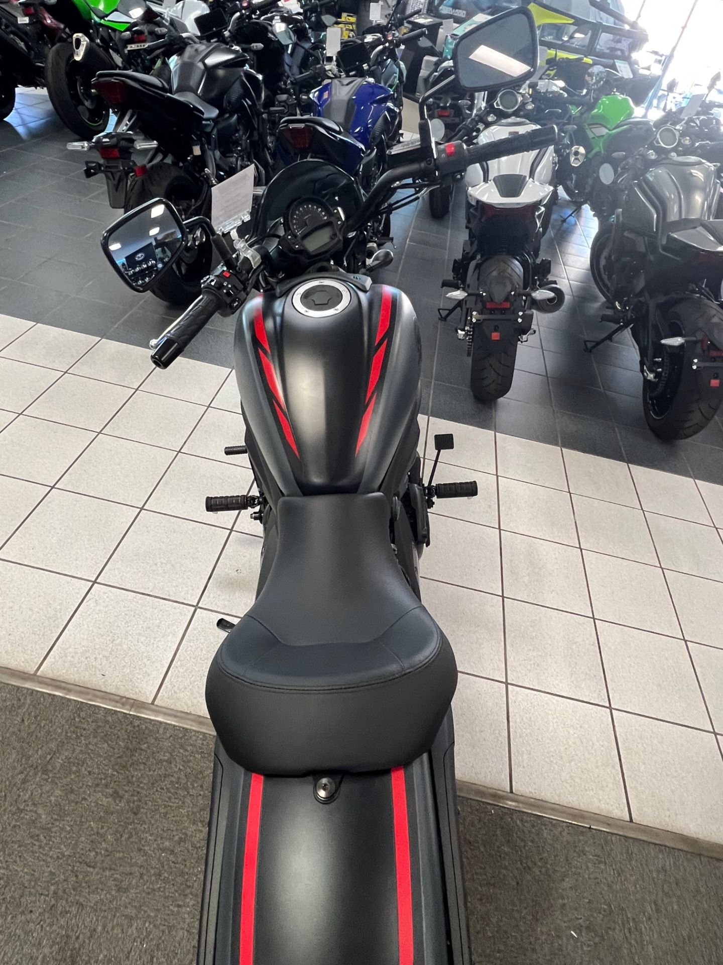 2024 Kawasaki Vulcan S Cafe ABS in Columbia, South Carolina - Photo 12