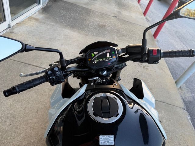 2022 Kawasaki Z900 ABS in Columbia, South Carolina - Photo 12